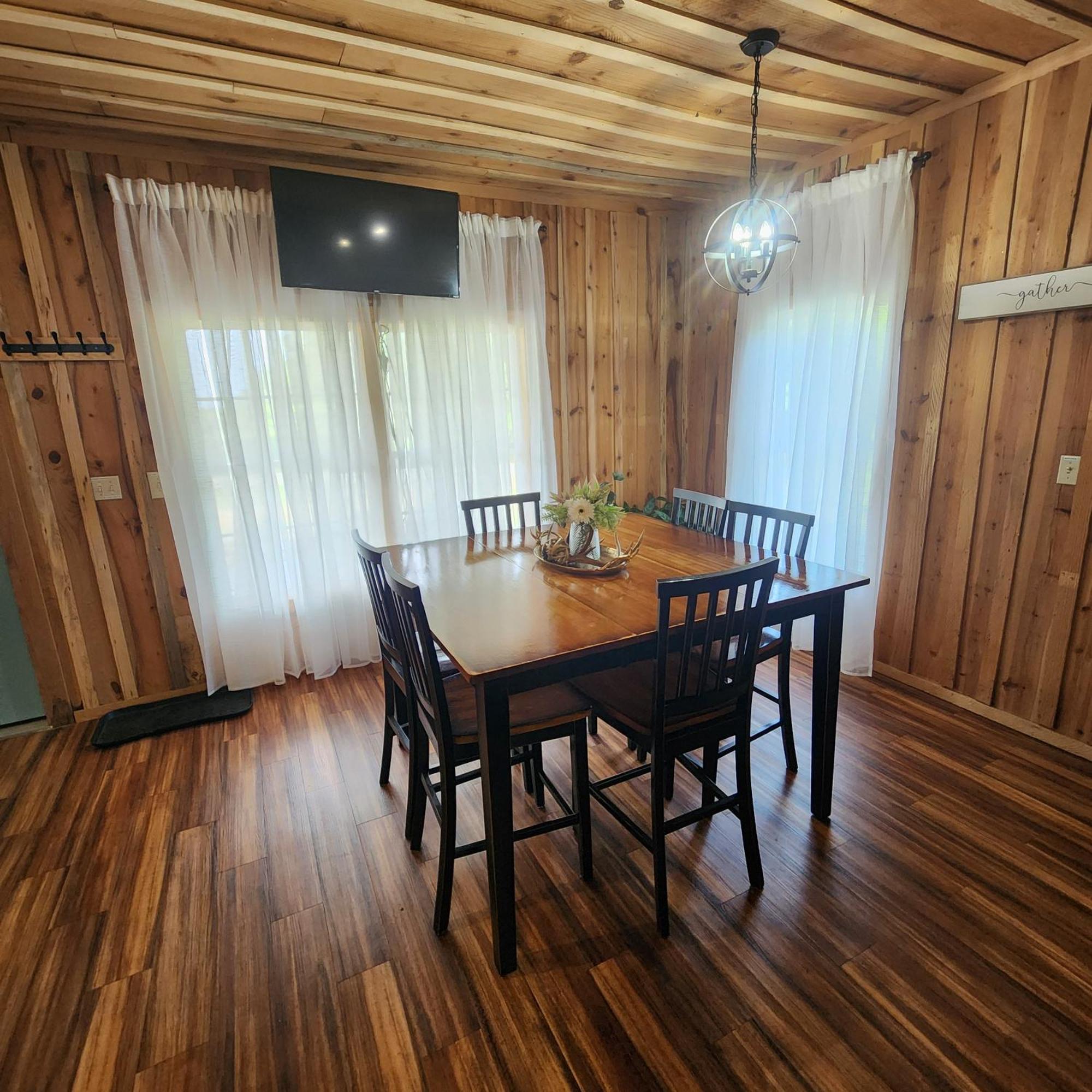 Unique Country Cabin Meets Farmhouse Modern!!! Mena Dış mekan fotoğraf